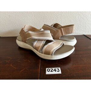 Clarks Cloudsteppers Arla Stroll Sandals Womens Casual Sz 5.5W Beige Slingback H